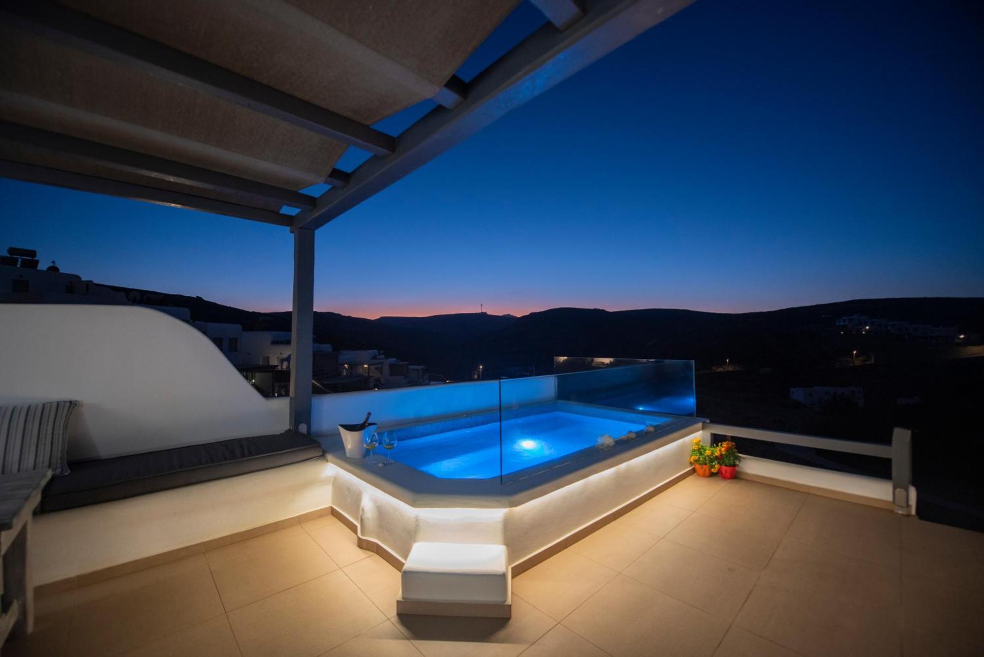 Myrsini'S Luxury Suites Merchia Mykonos Town Exterior photo