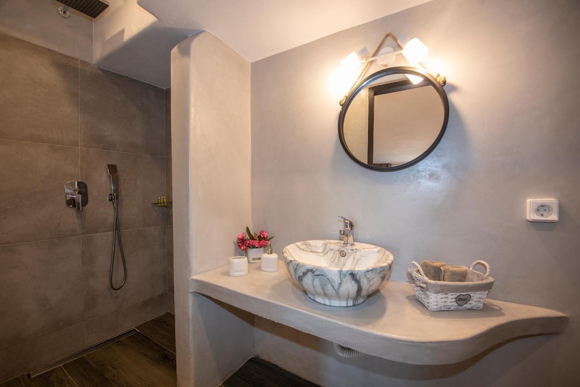 Myrsini'S Luxury Suites Merchia Mykonos Town Exterior photo