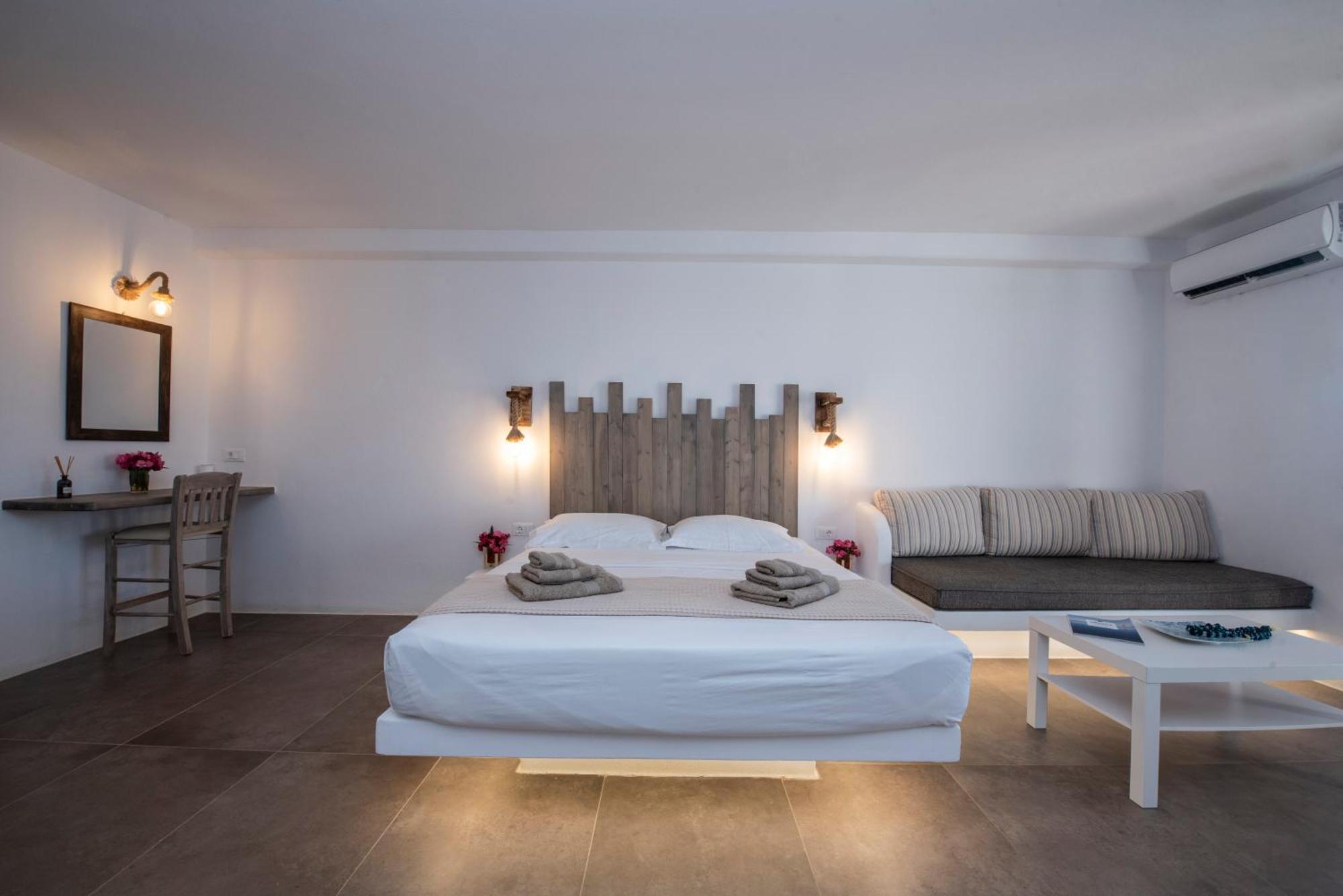 Myrsini'S Luxury Suites Merchia Mykonos Town Exterior photo